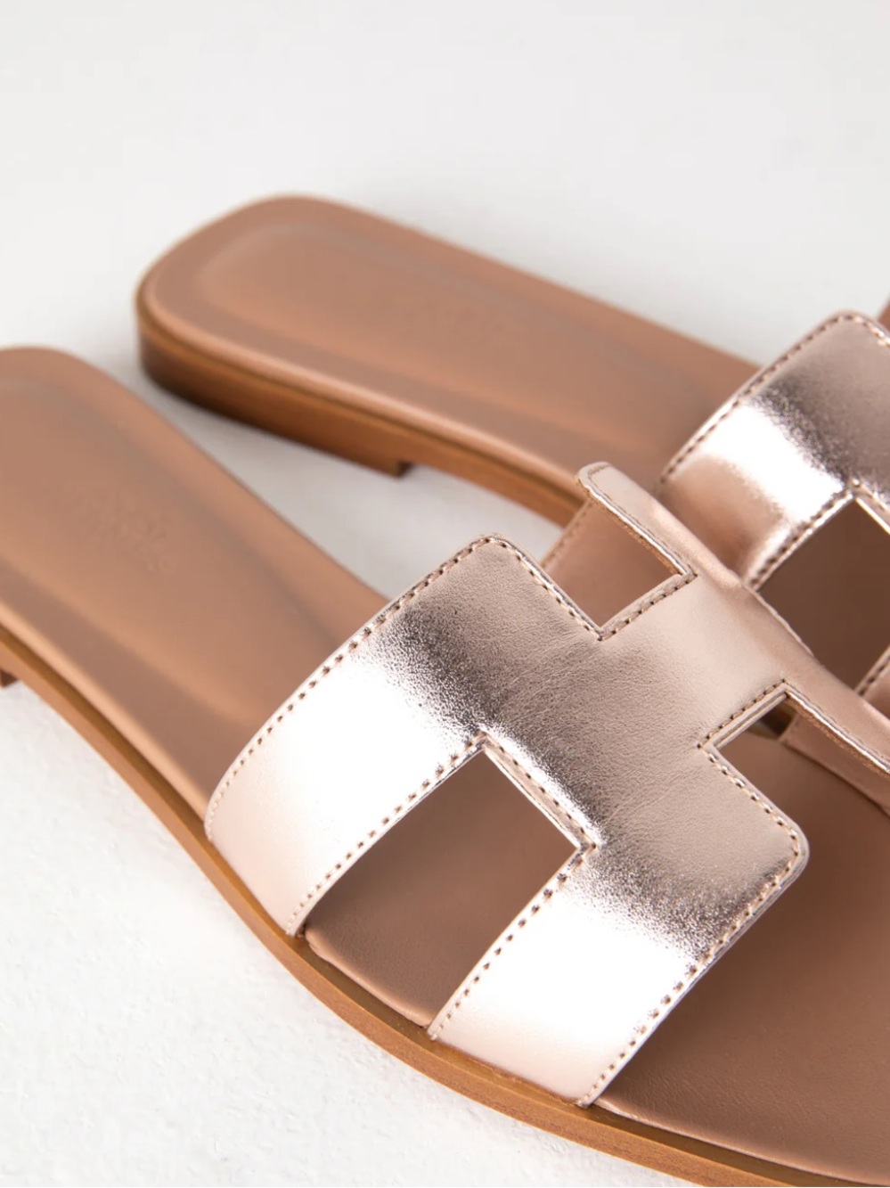 Brand New Hermes Rose Gold Leather H-Logo Slide Sandals - Picture 3 of 4